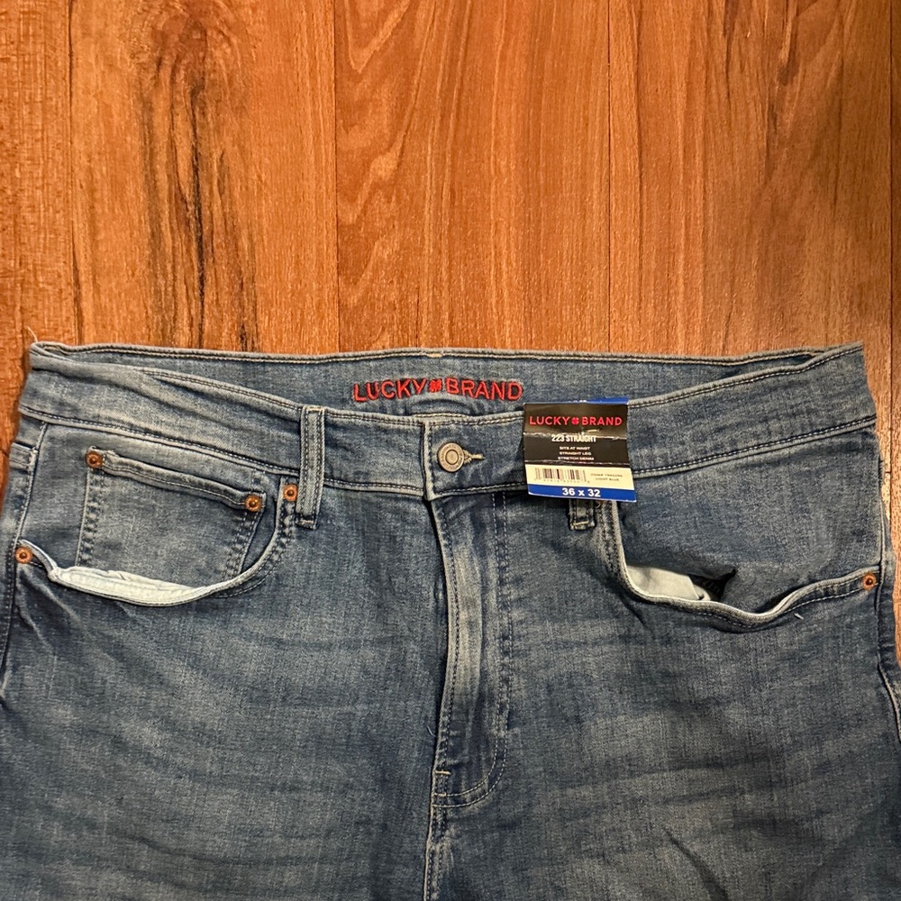 Lucky Brand Men's Straight Blue Jeans - Picture 3 of 6